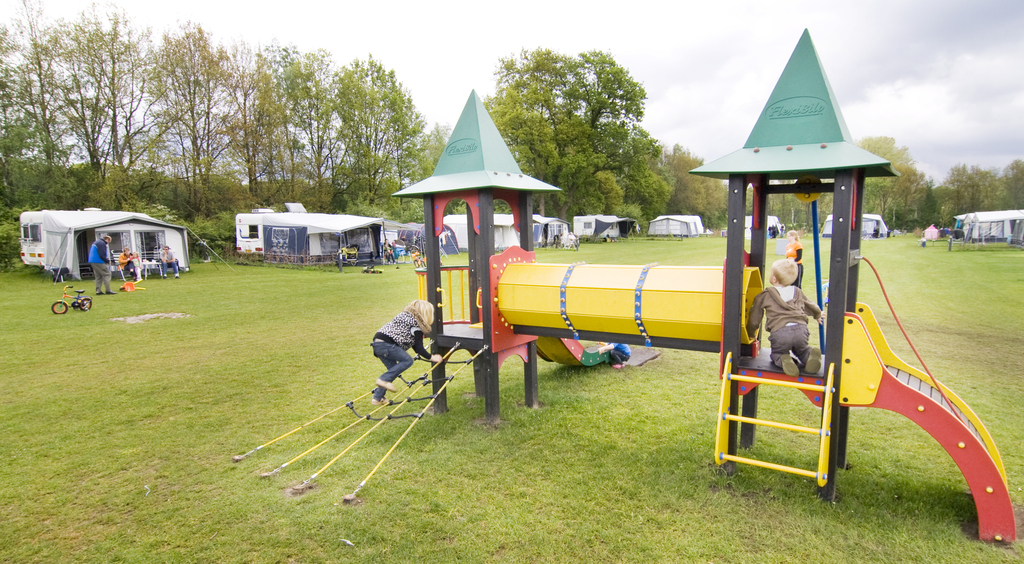 6-persoons-vakantiehuisjes-op-park-de-boshoek