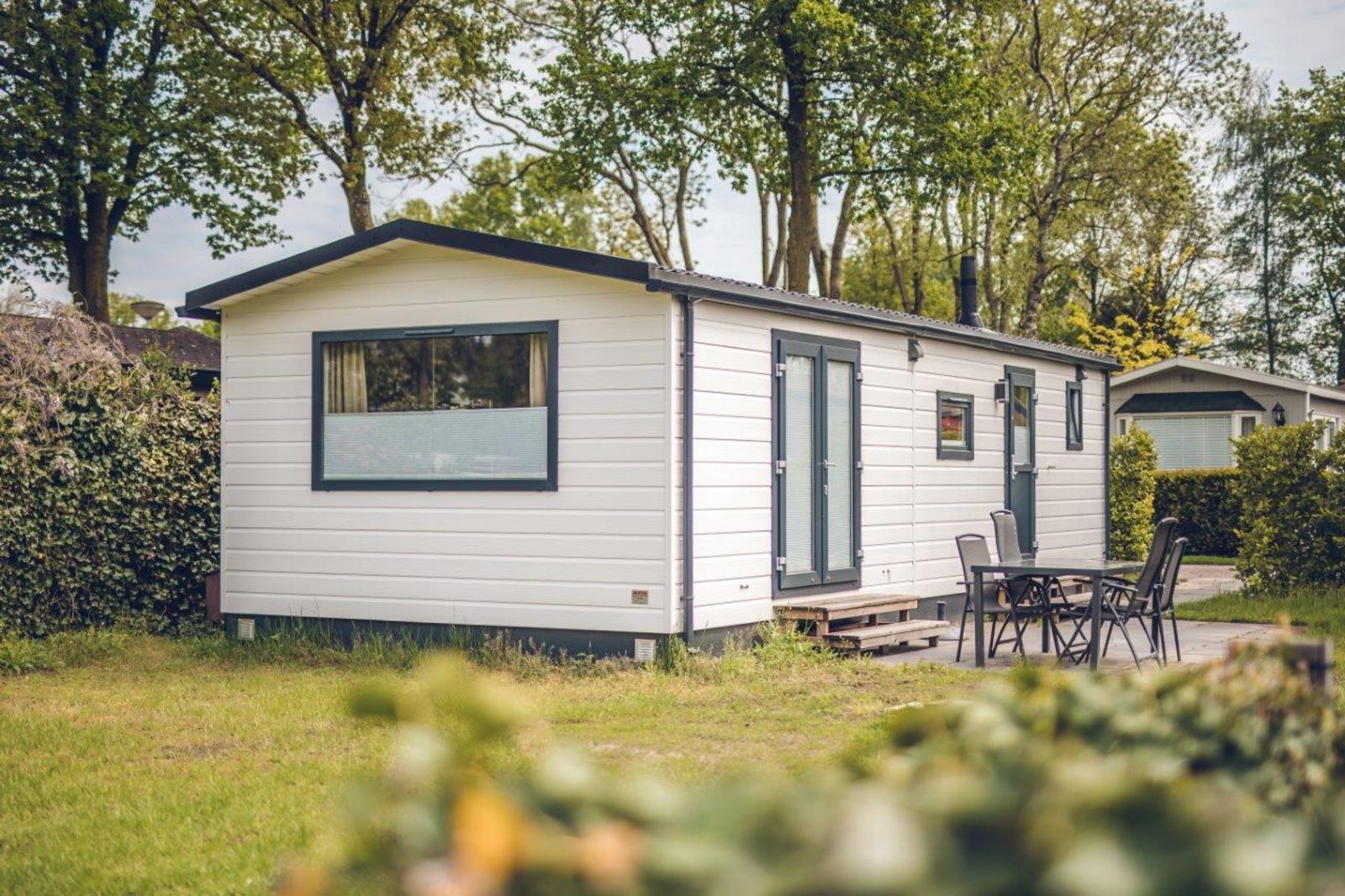 Comfortabele stacaravan voor 4 personen op park in Voorthuizen