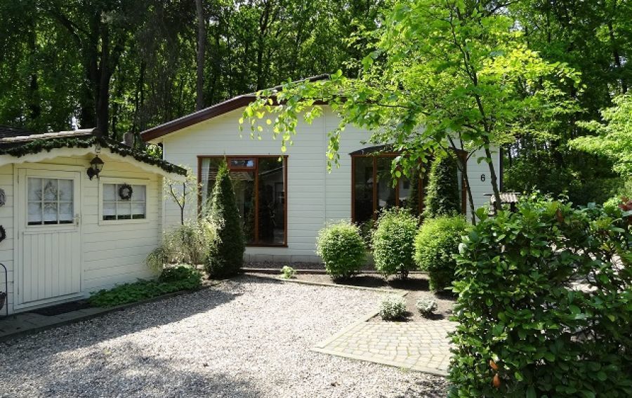 Chalet op gezinspark in Uddel in Uddel - Veluwe, Nederland foto 4647316