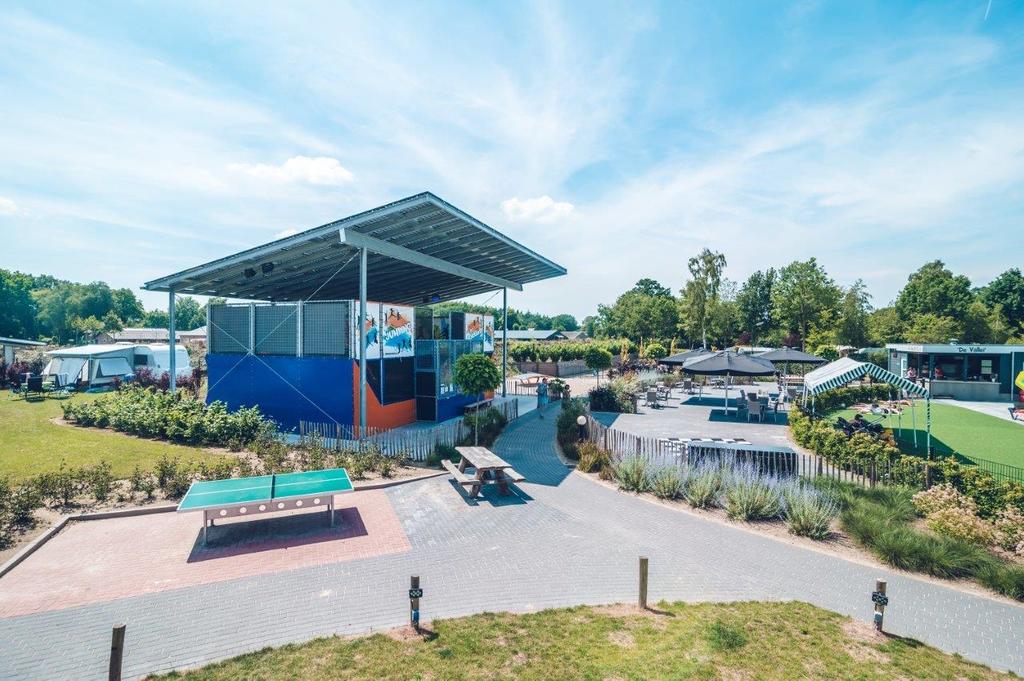 Comfortabele stacaravan voor 4 personen op park in Voorthuizen Comfortabele stacaravan voor 4 personen op park in Voorthuizen