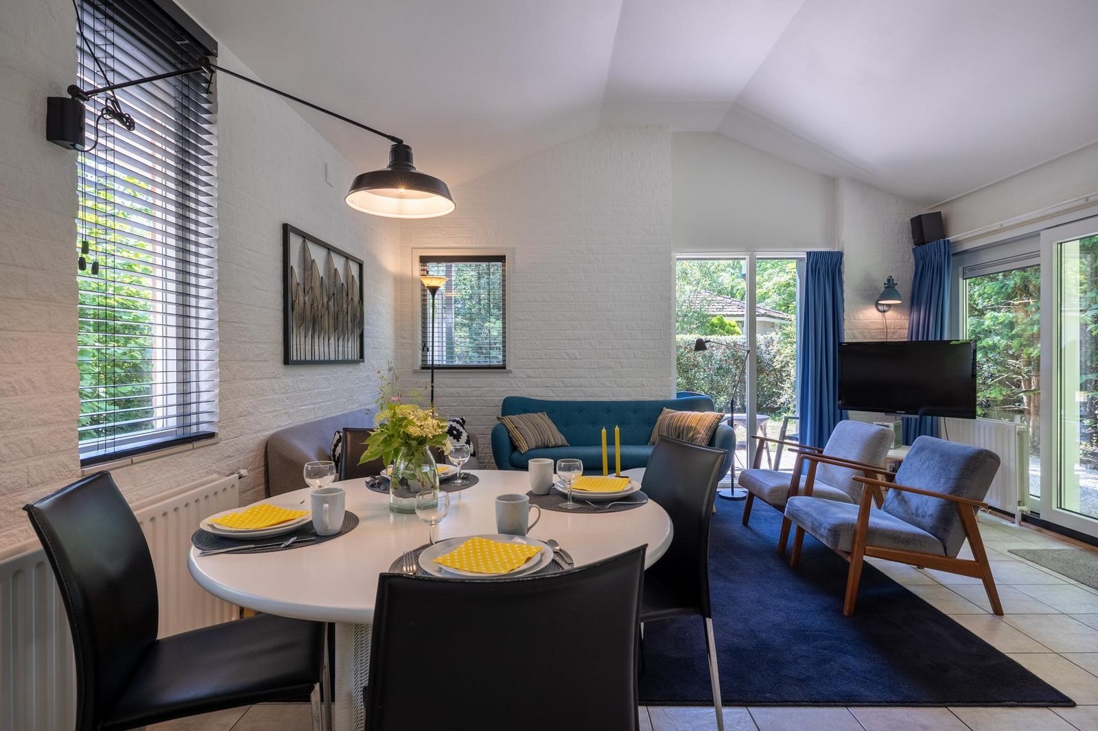 family-bungalow-6-personen