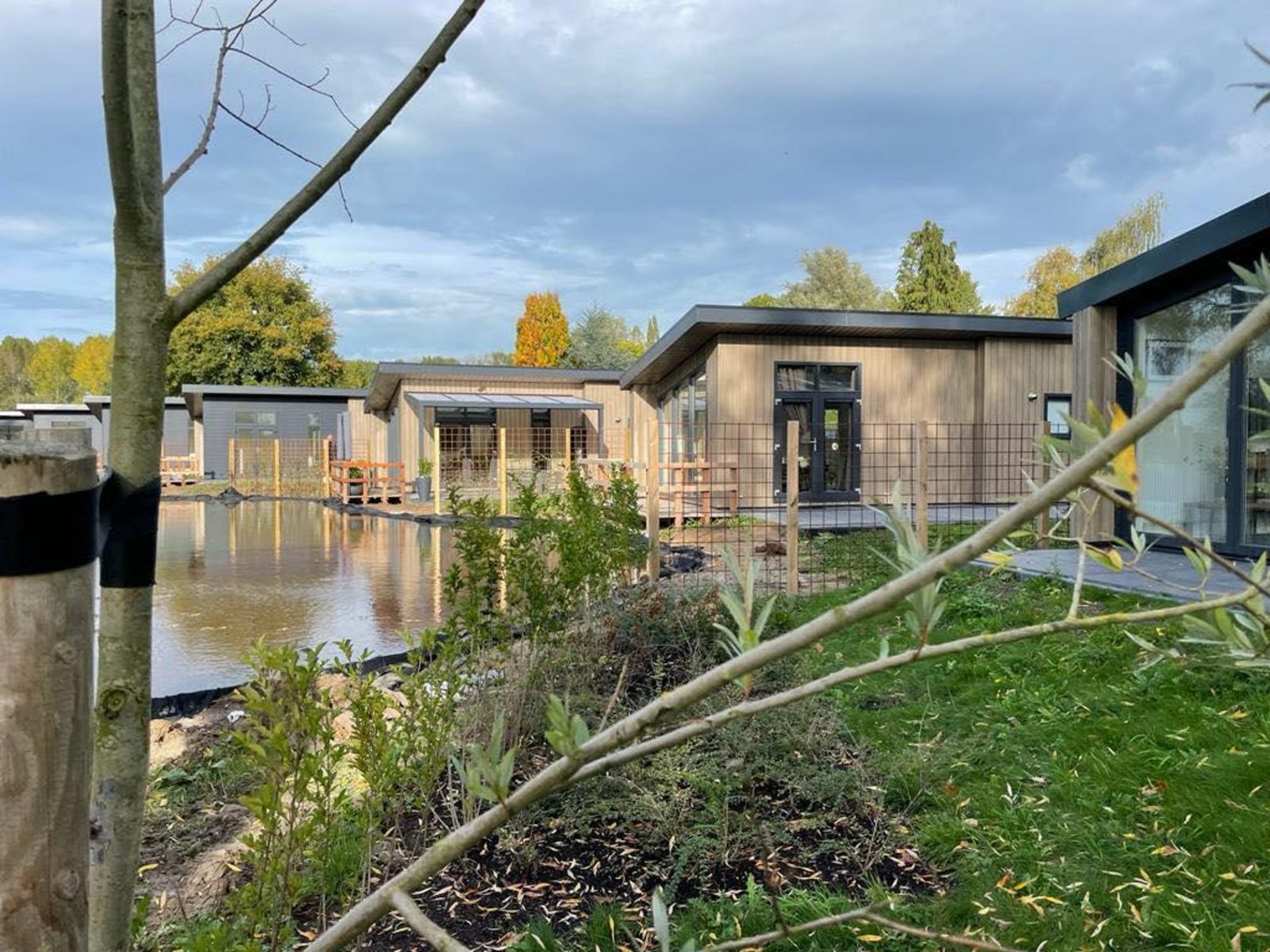 splinternieuwe-vakantiewoningen-op-park-de-scherpenhof