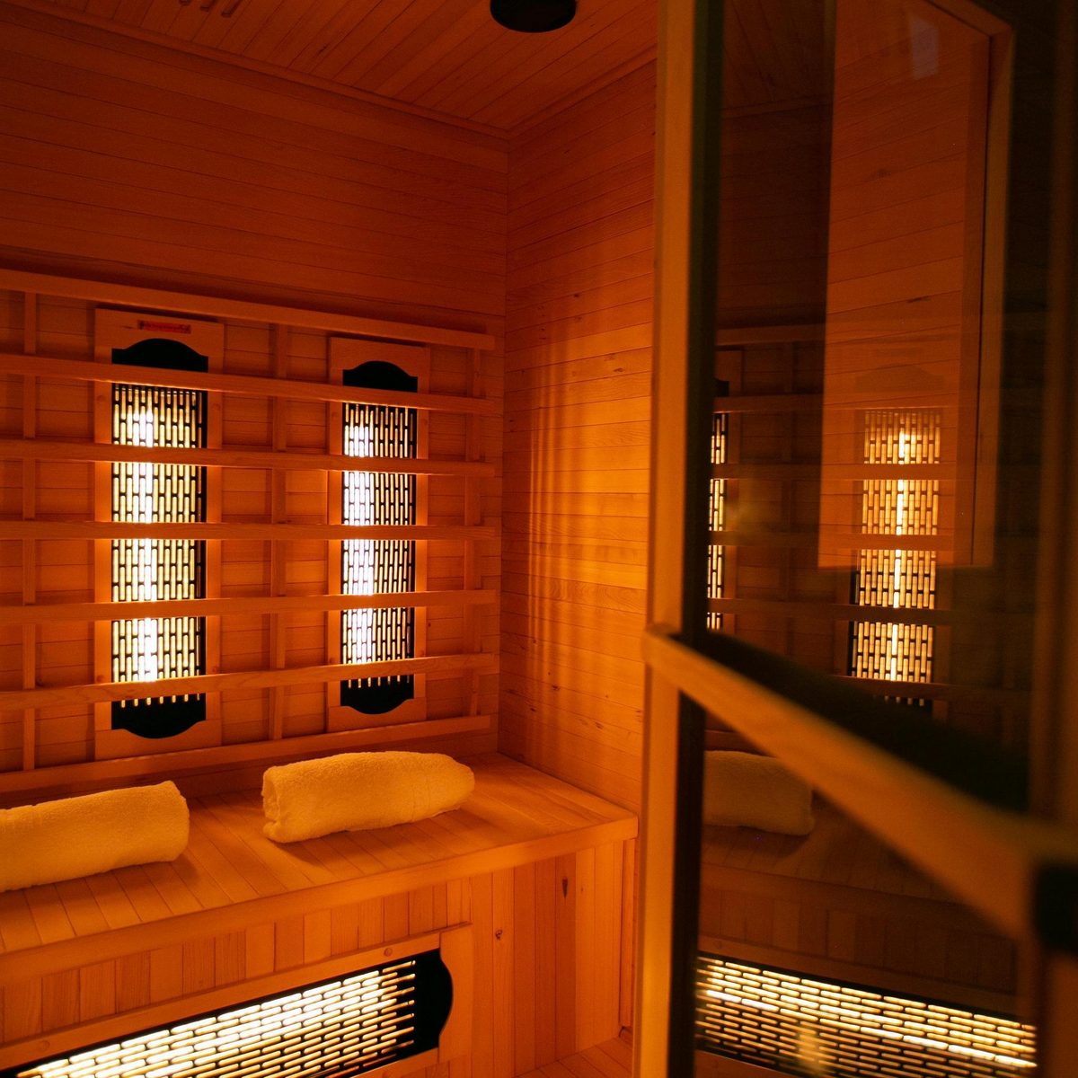 10-persoons-vakantiehuis-op-park-de-scherpenhof-in-terwolde-met-sauna