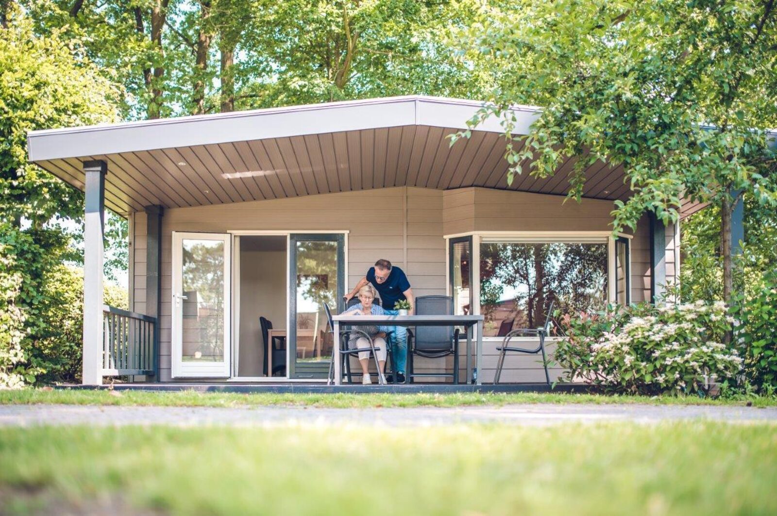 veranda-bungalowchalet-4-personen