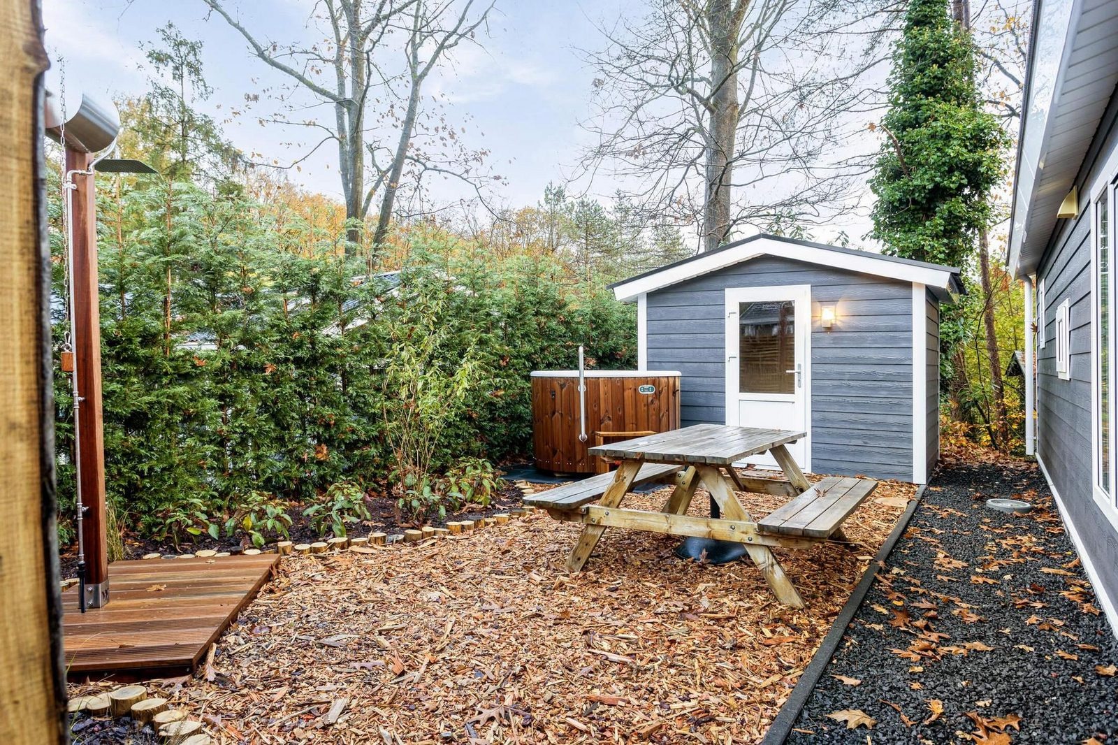 wellness-lodge-met-hottub-2-personen